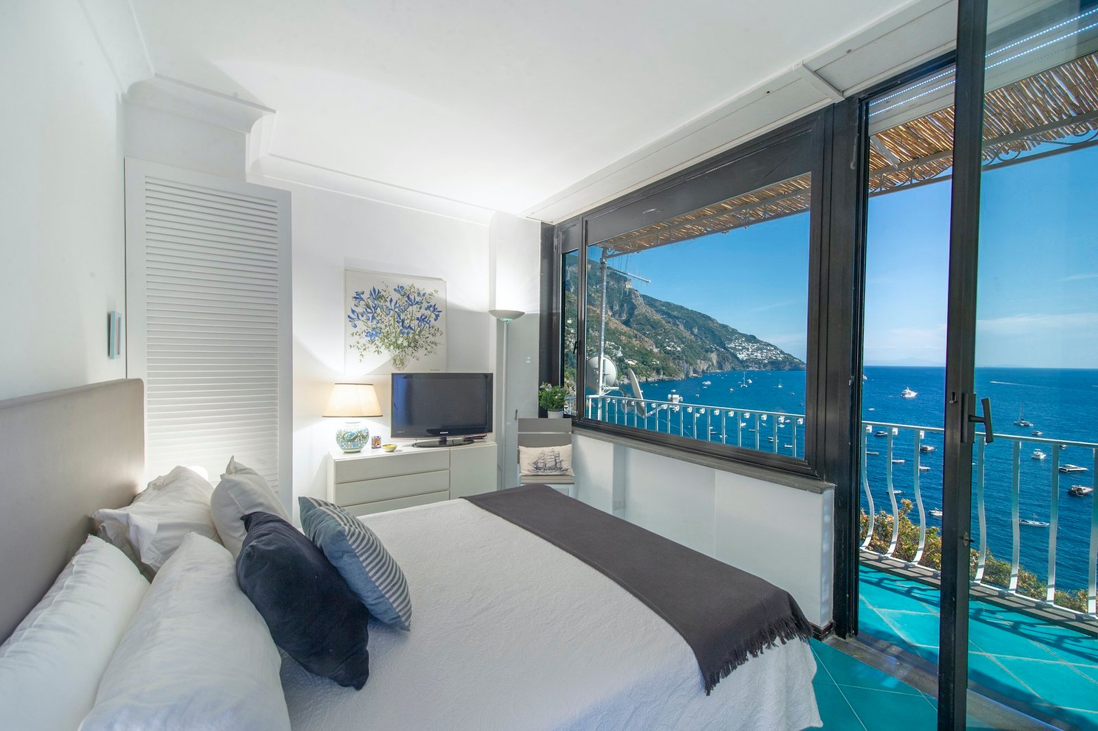 Exclusive Villa with Positano Beach View